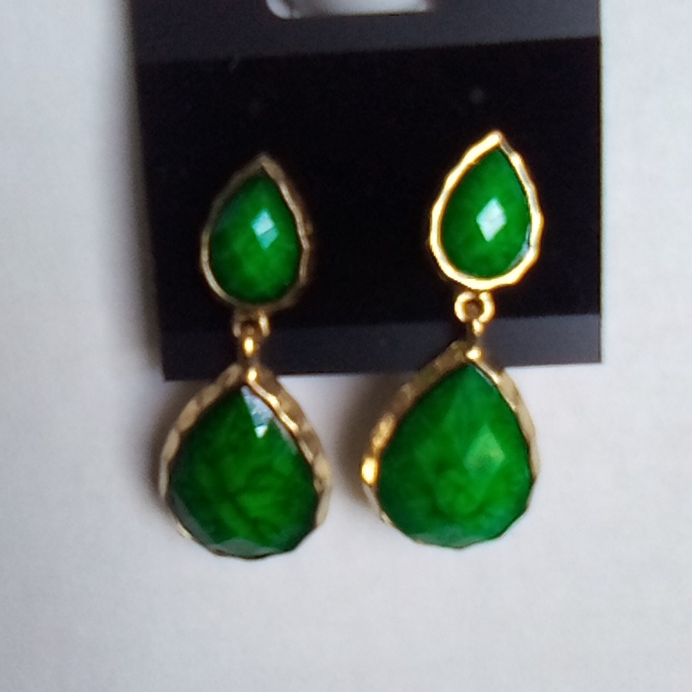 Earrings - Picture 4 of 4